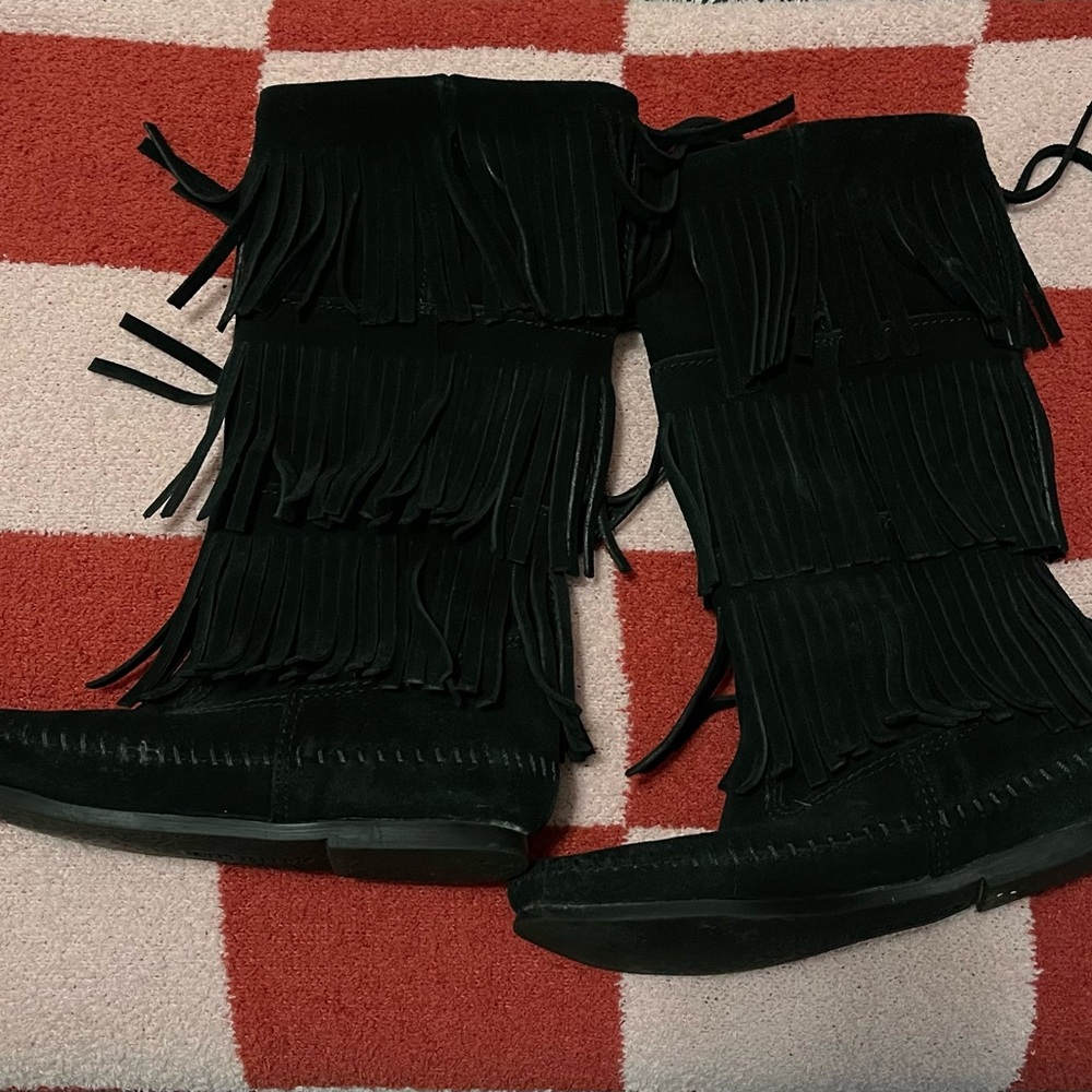 Black mid calf Minnetonka boots